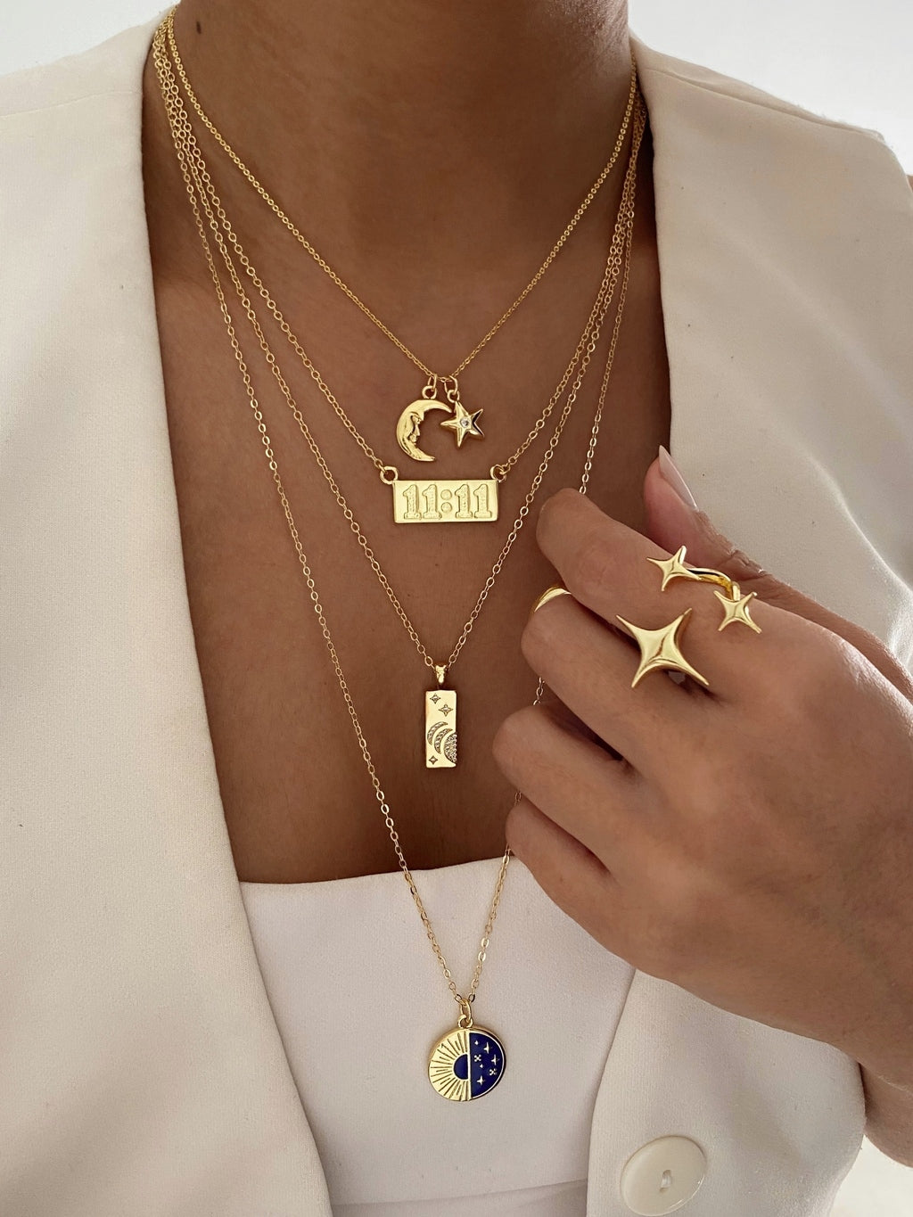 Collar Tara