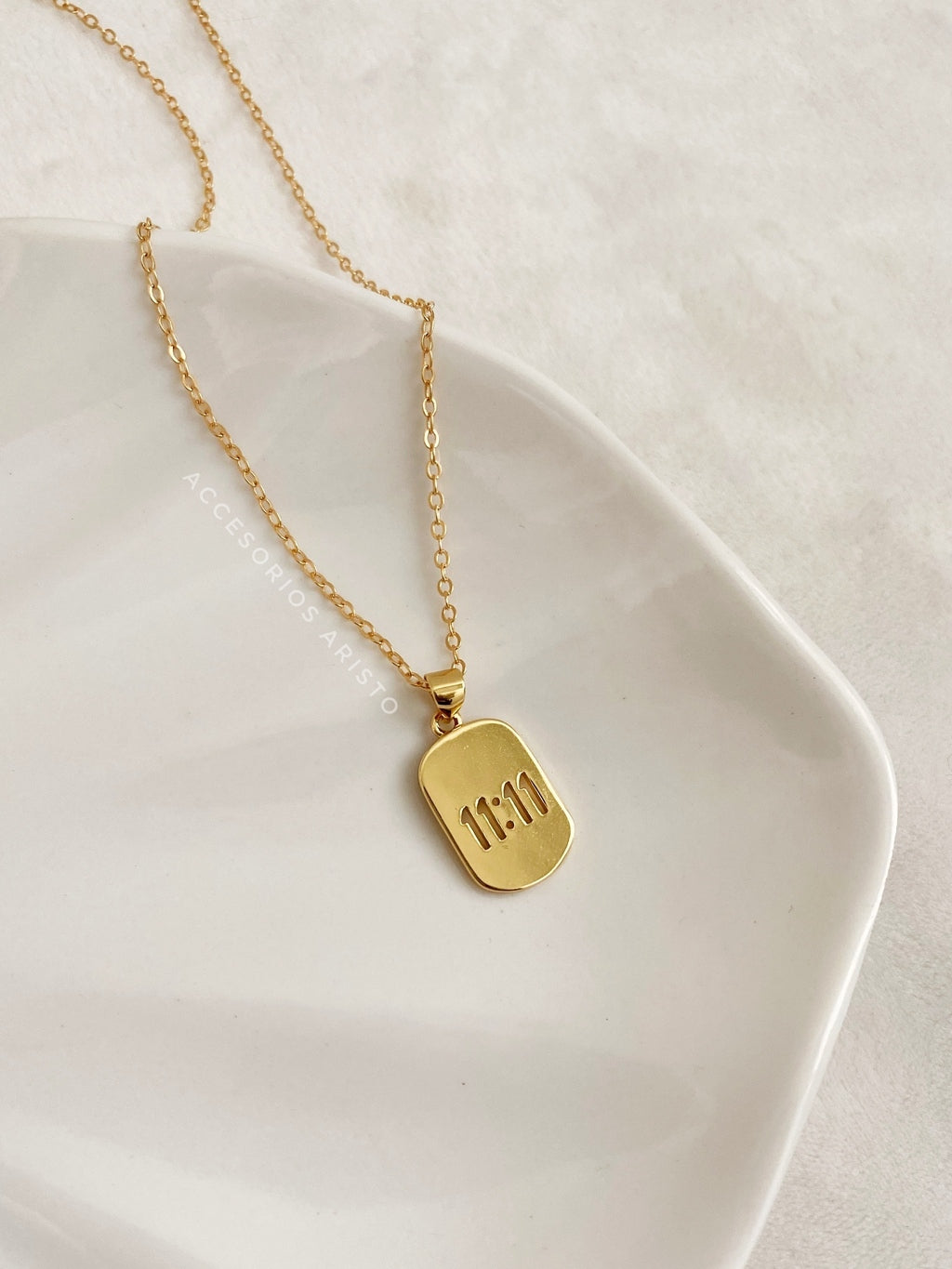 Collar 11:11