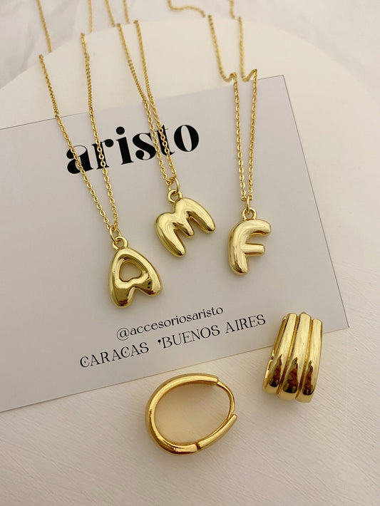 Collar inicial chunky gold