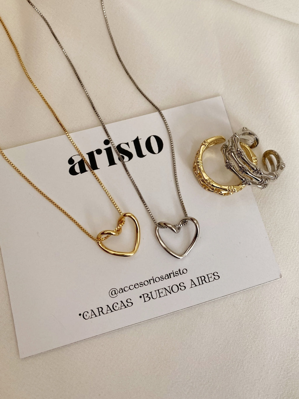 Collar Mónica